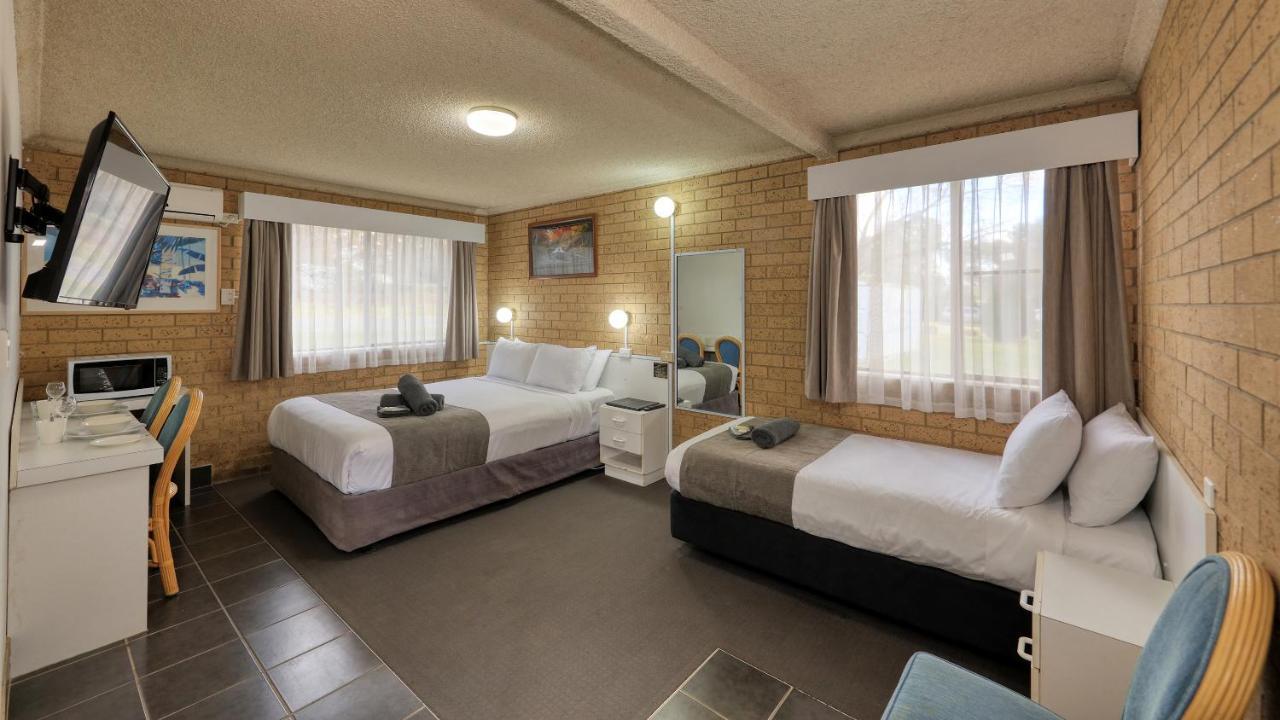 Hamilton Hume Motor Inn Yass Exterior foto